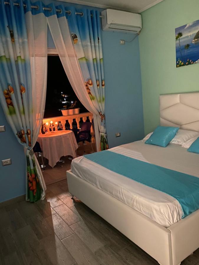 Vila Sinani Саранда Экстерьер фото